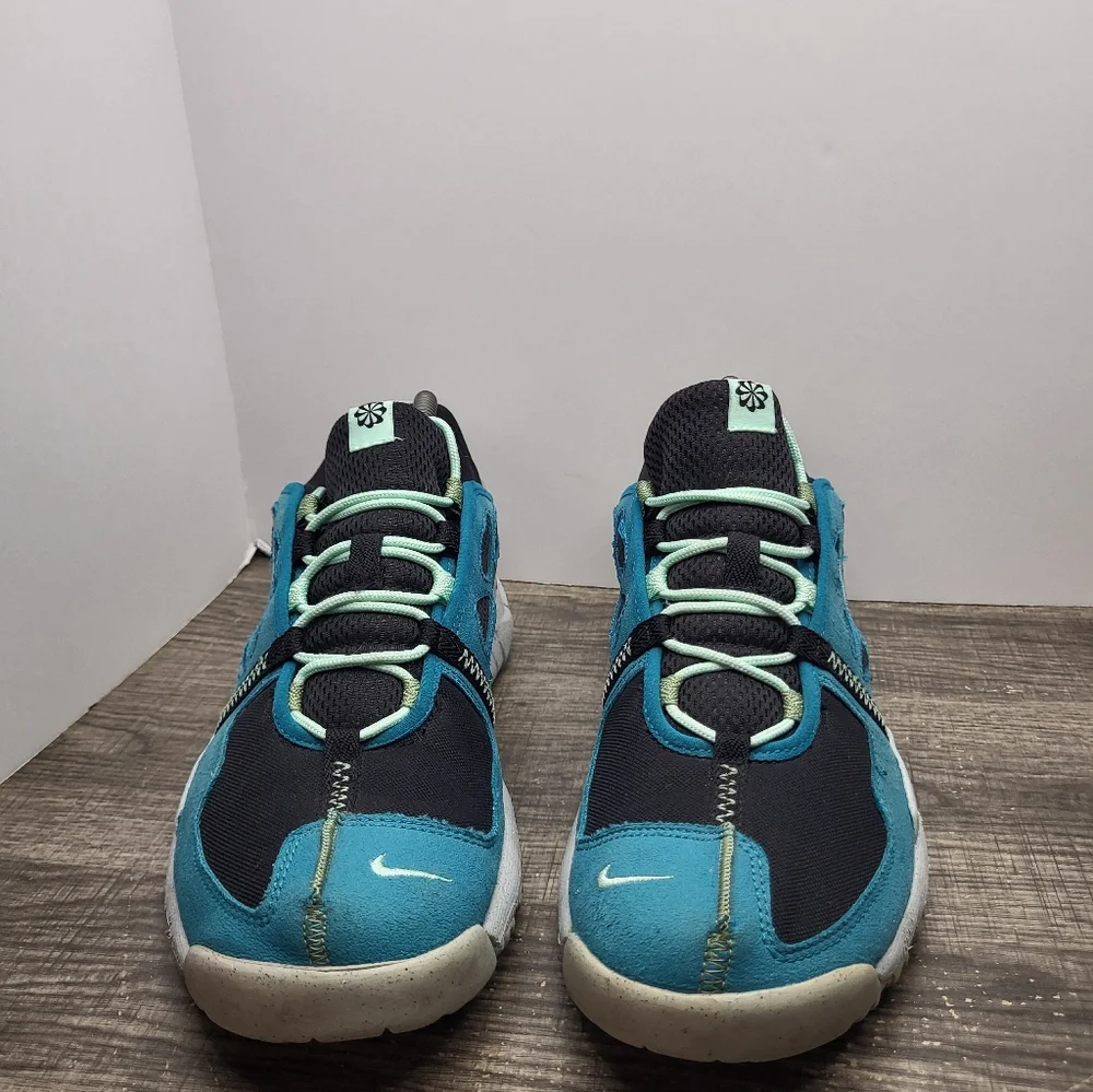 Nike Free Terra Vista NN Blue Black CZ1757-002 Men's Size 9.5 Shoes Sneakers